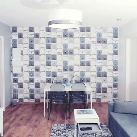 Appartement Strasbourg Sud, 2 Pieces 50m2 Neuf, Wifi, Parking Prive *